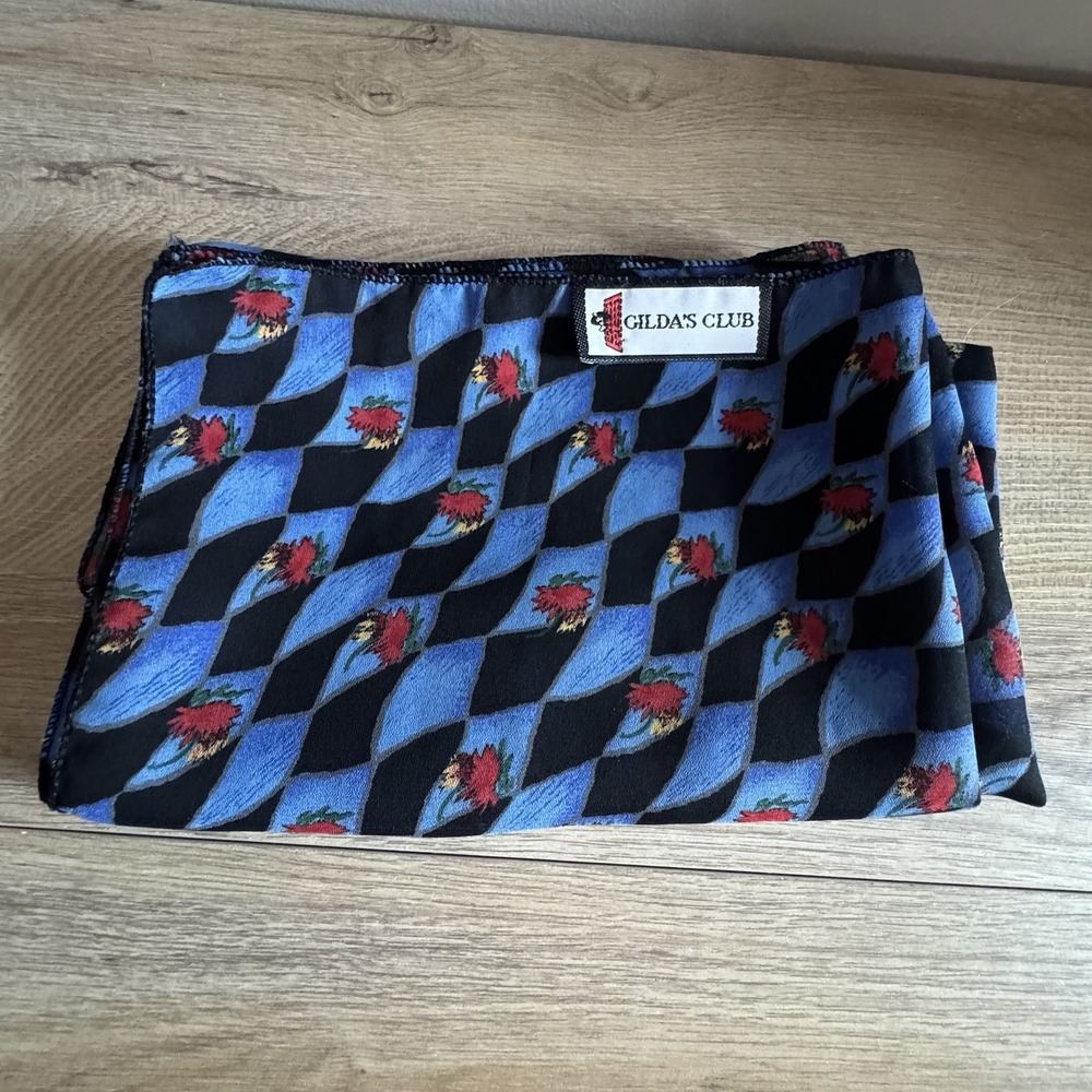 Gildas Club Scarf Square Blue‎ Red Floral Abstract Print Head Wrap Neck 35"x35"